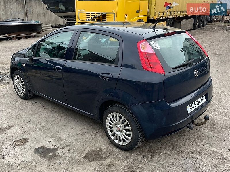 Хэтчбек Fiat Punto 2009 в Луцке