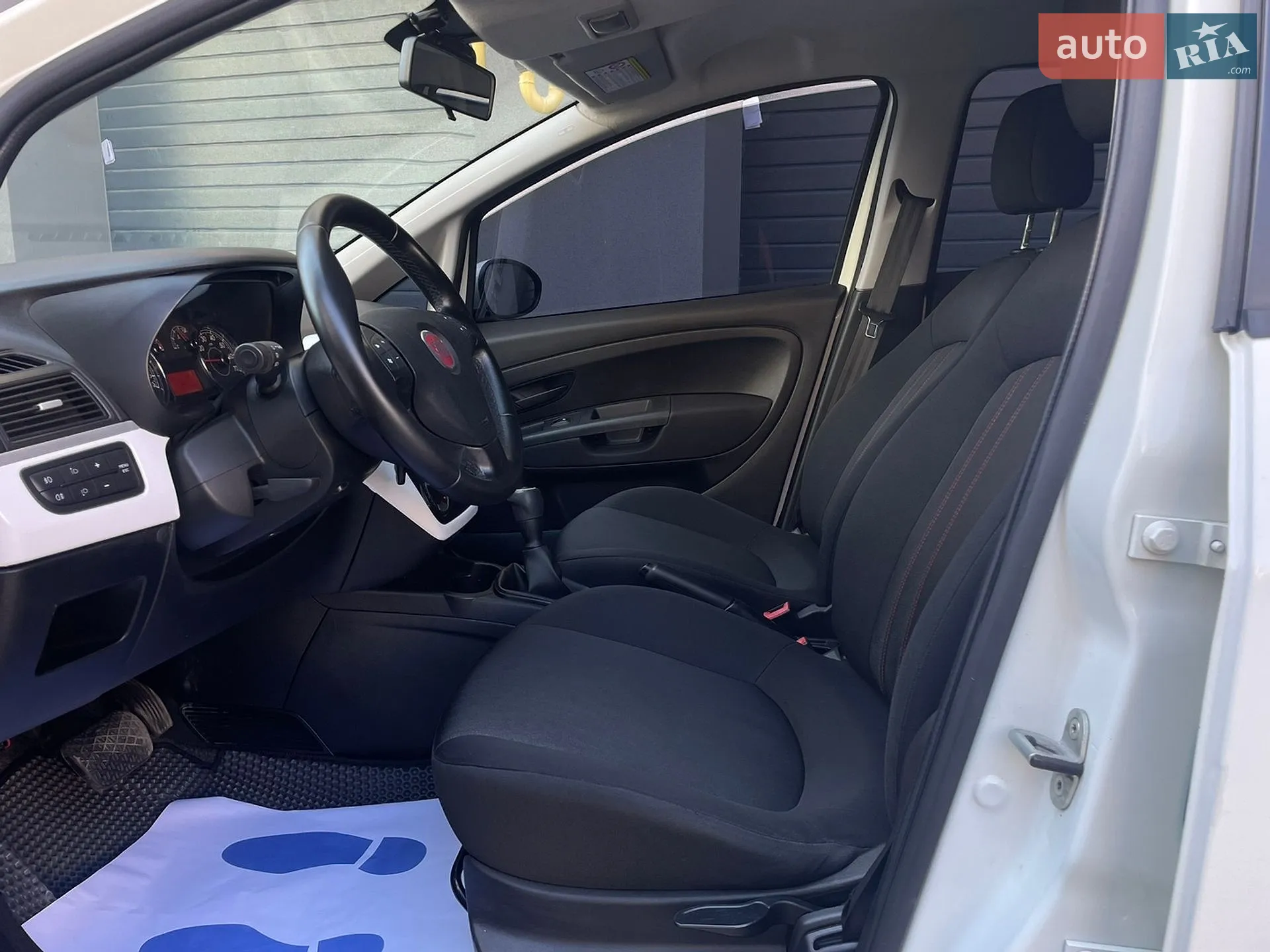 2012 Fiat Punto - мініатюра 30