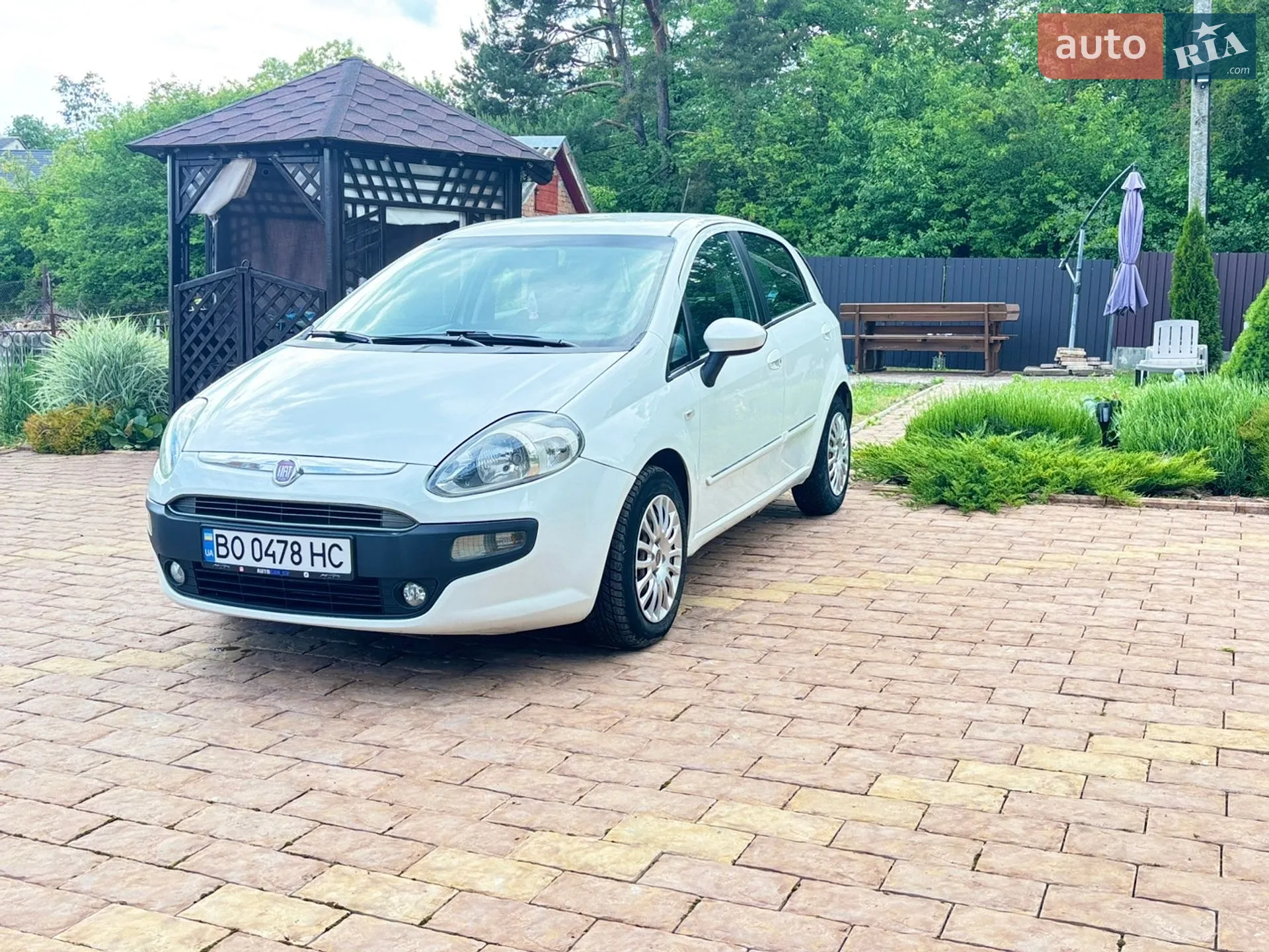 2011 Fiat Punto - мініатюра 2