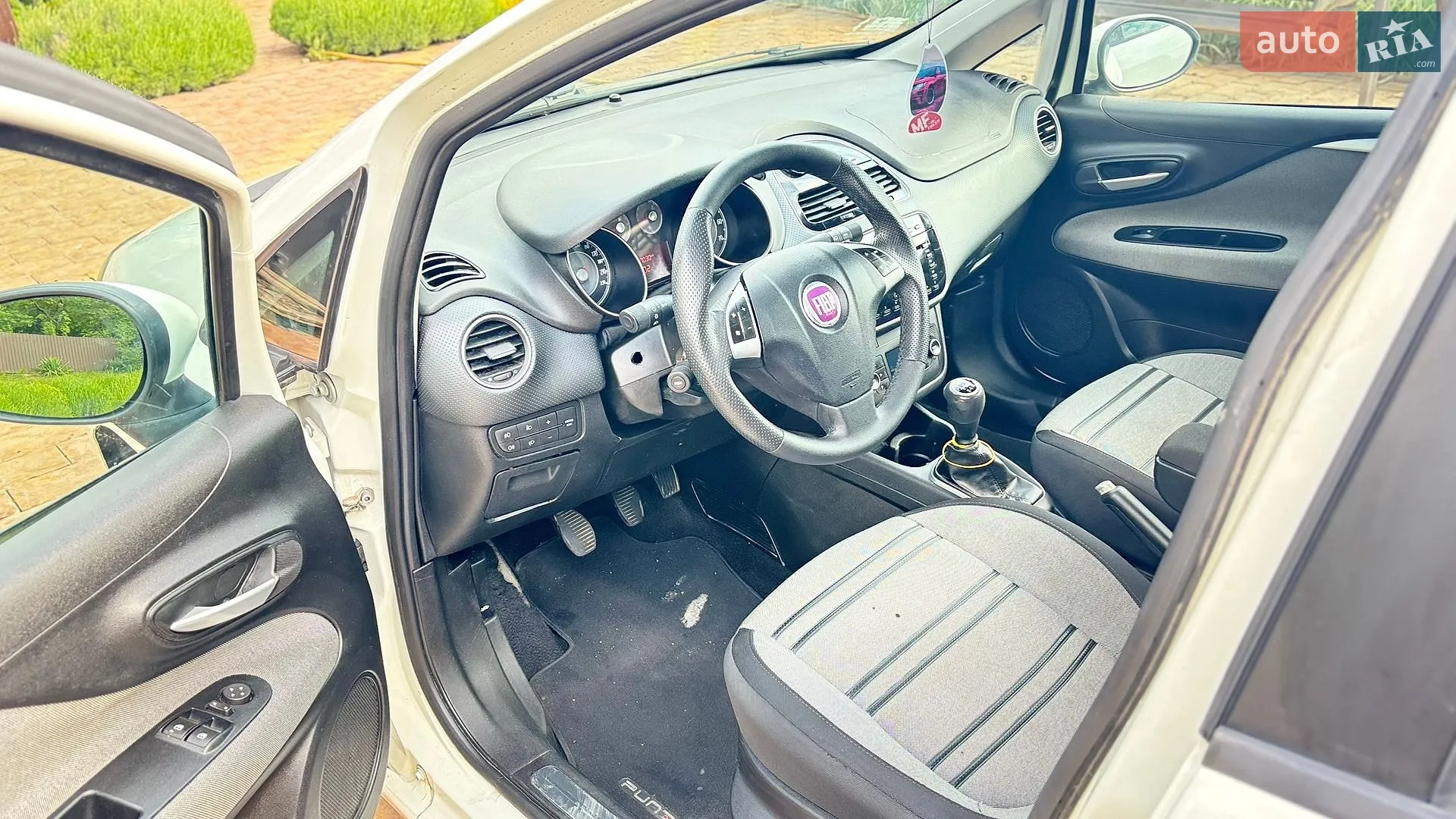 2011 Fiat Punto - мініатюра 12