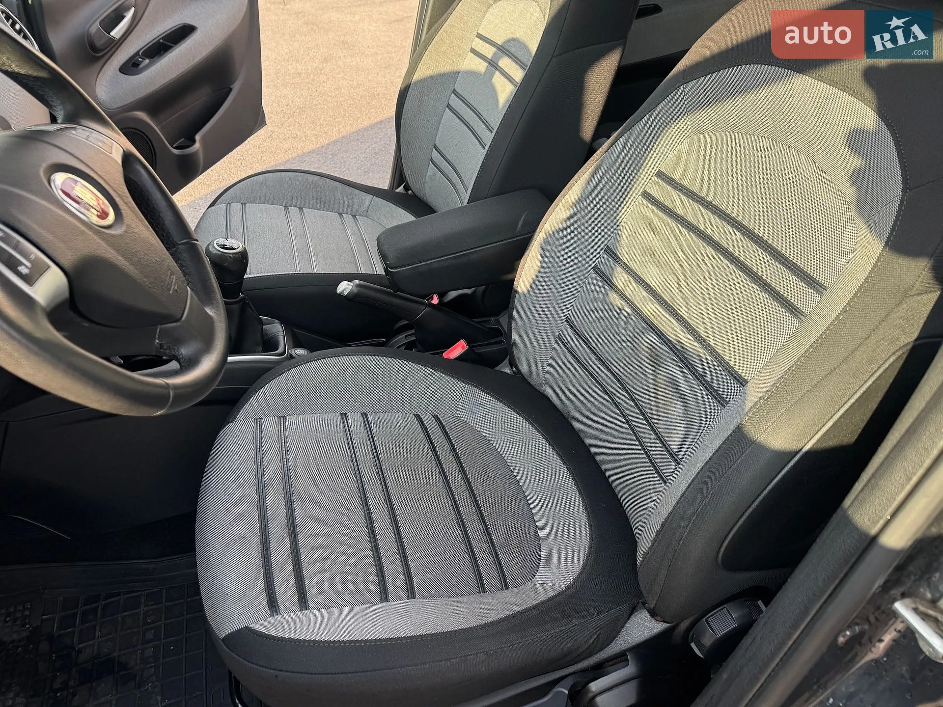2010 Fiat Punto - мініатюра 28
