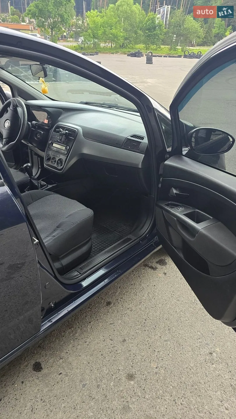 2011 Fiat Punto - мініатюра 6