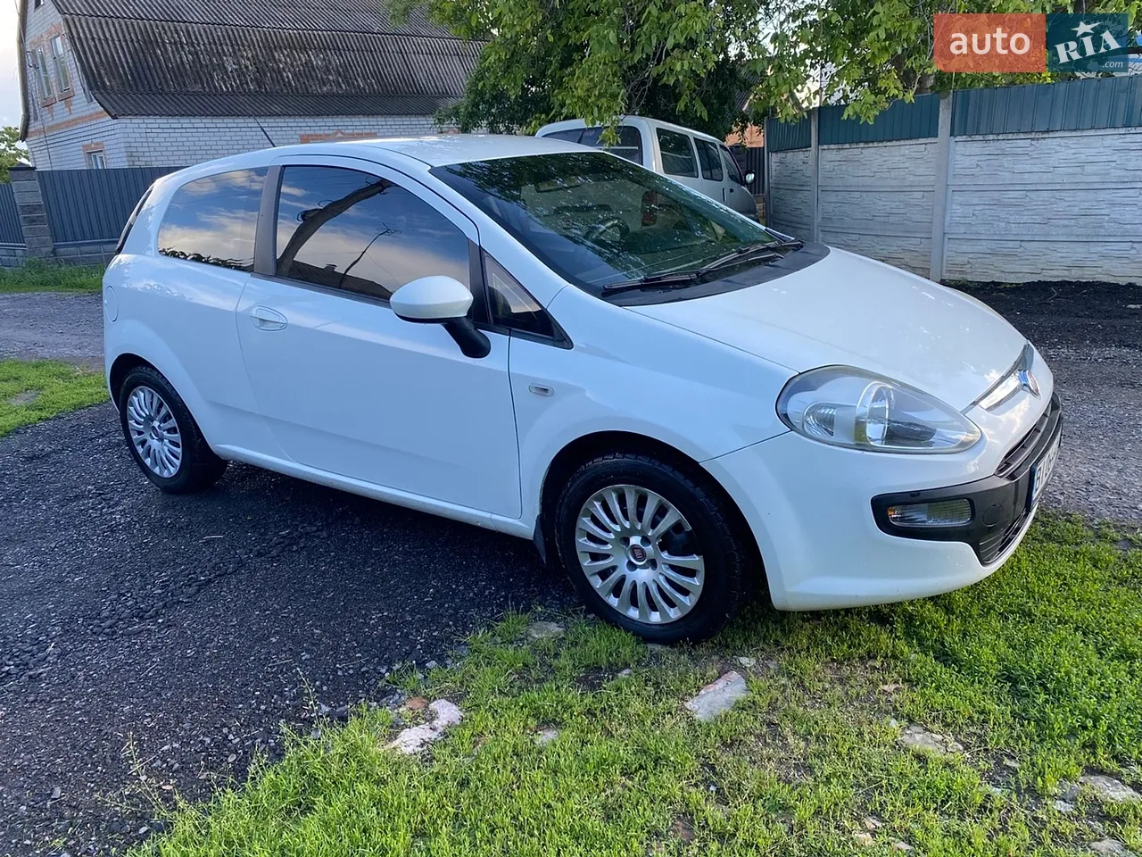 2011 Fiat Punto - мініатюра 16
