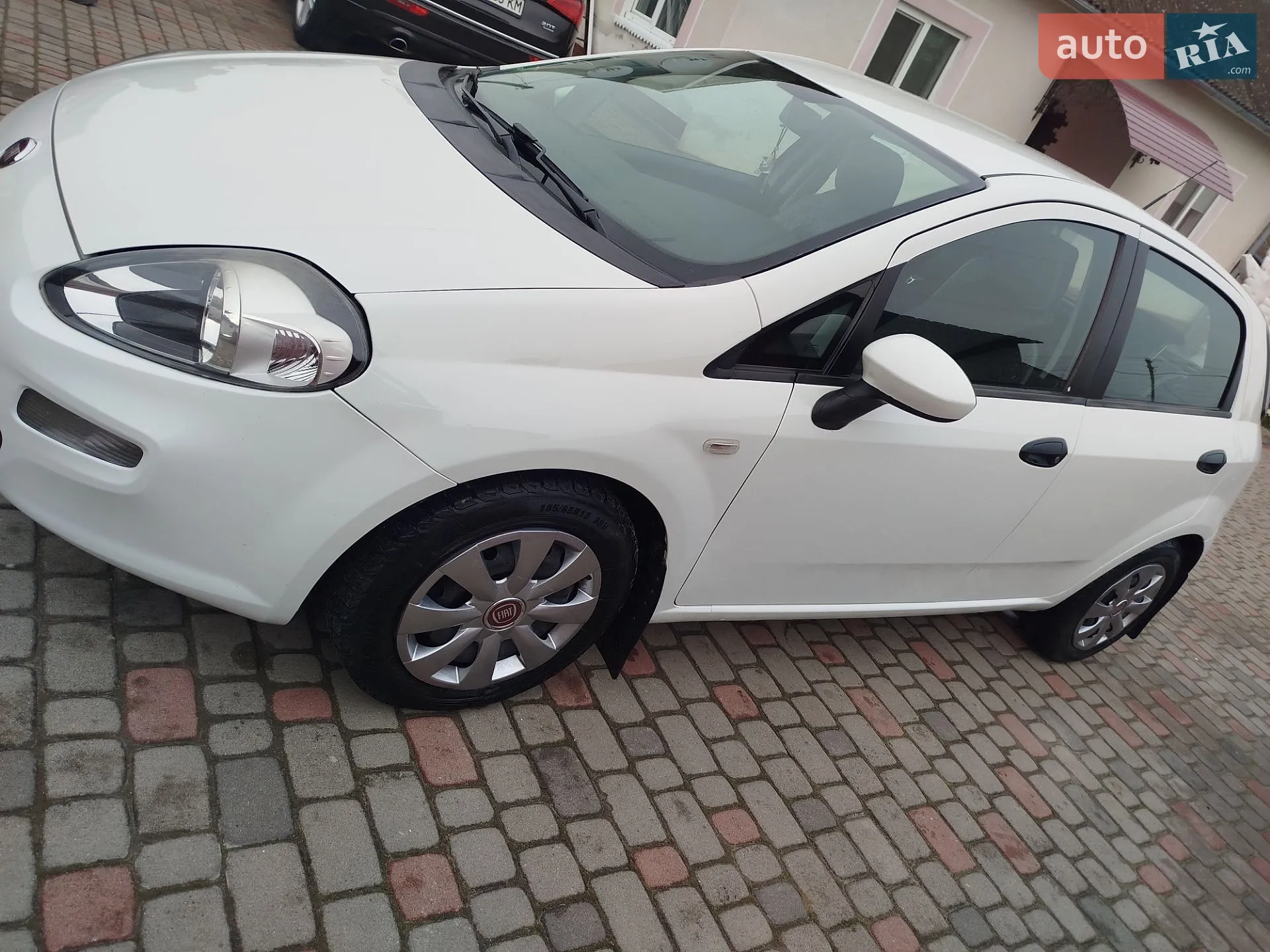 2012 Fiat Punto - мініатюра 4