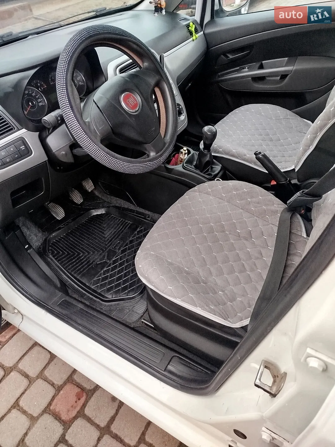 2012 Fiat Punto - мініатюра 12