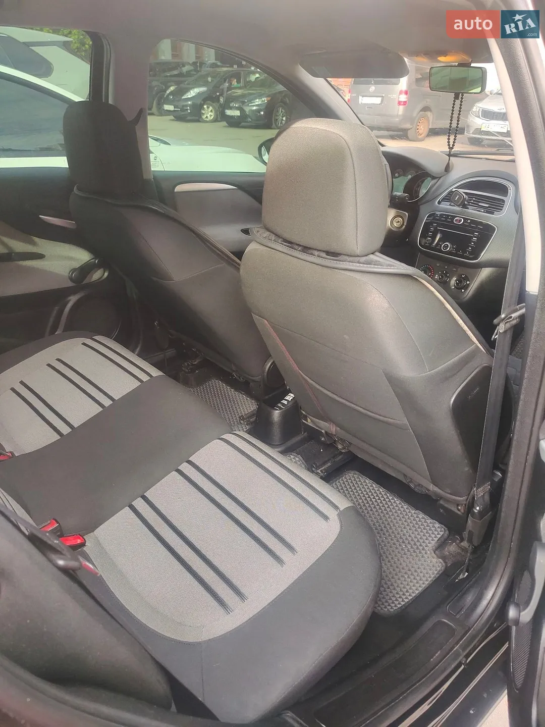 2011 Fiat Punto - мініатюра 9