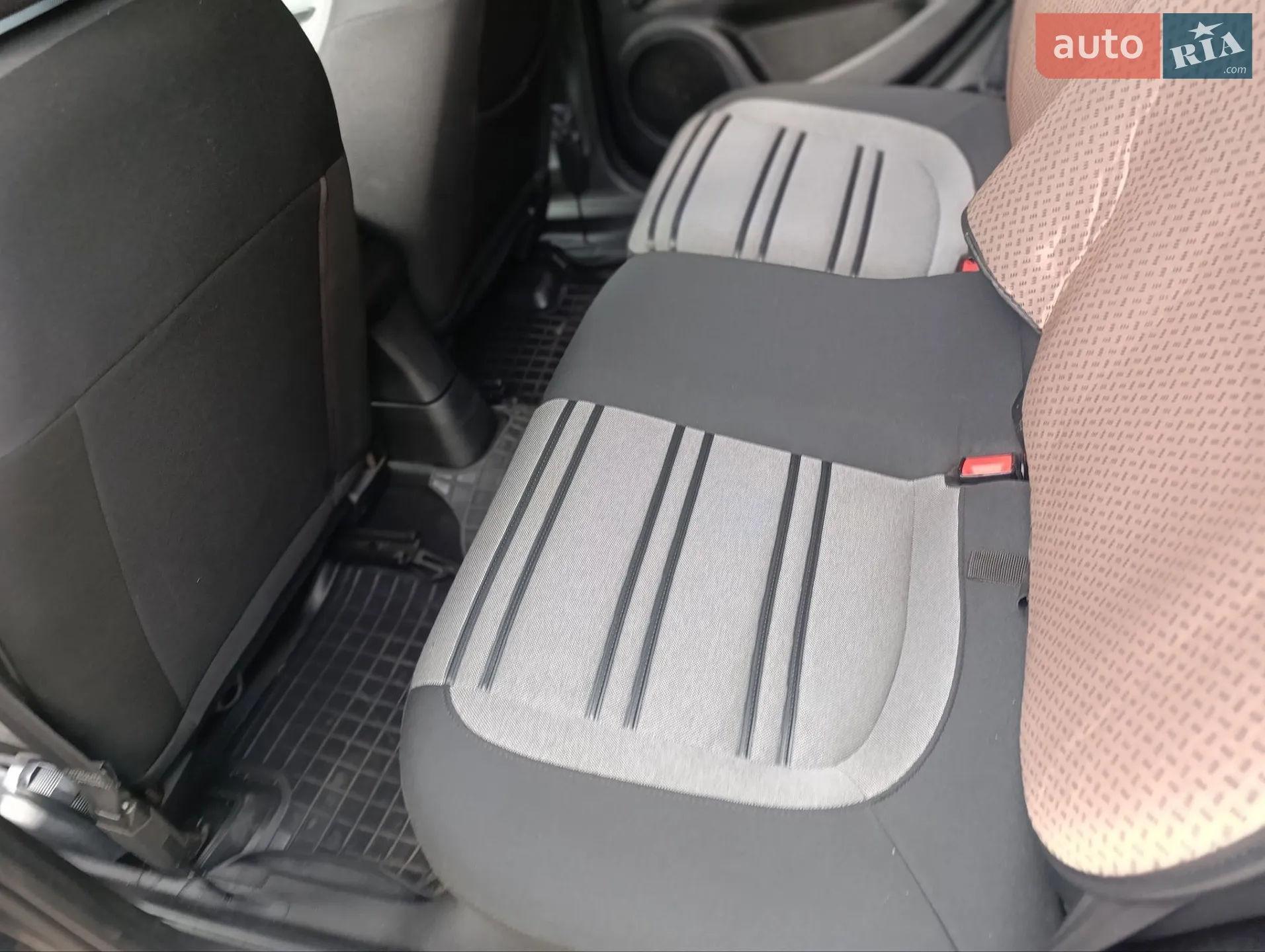 2010 Fiat Punto - мініатюра 6
