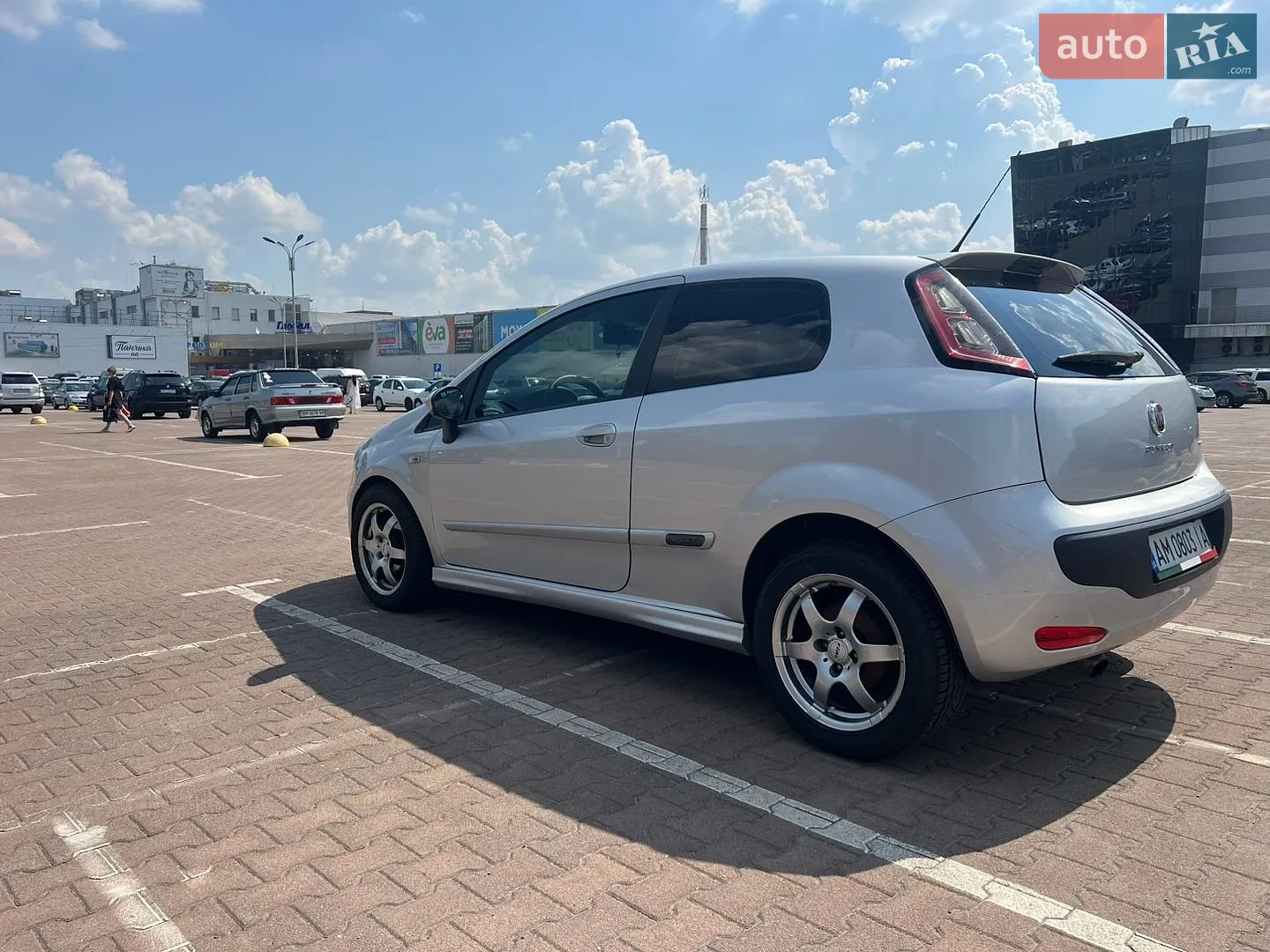 2010 Fiat Punto - мініатюра 4