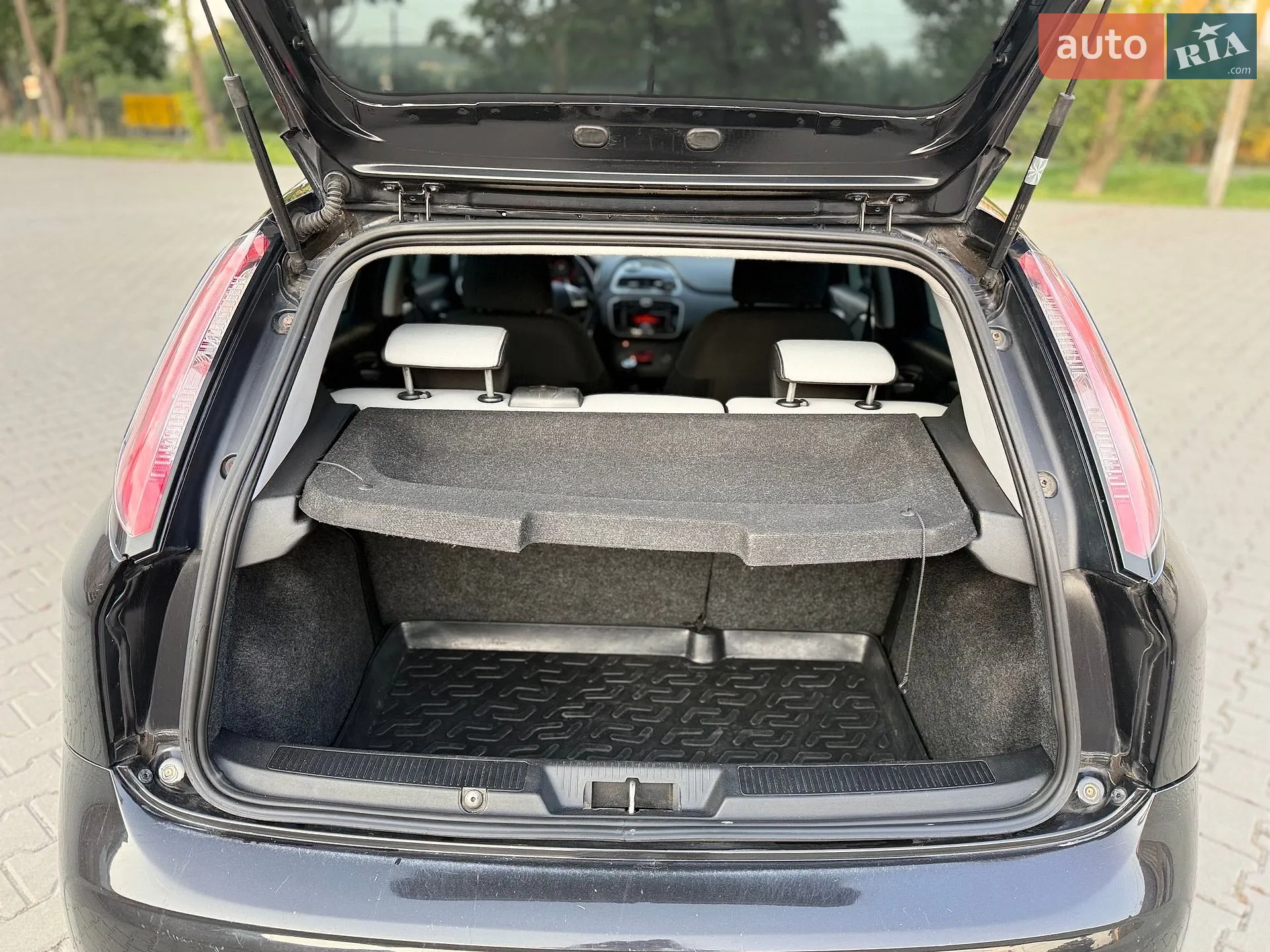 2012 Fiat Punto - мініатюра 14