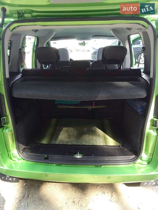 Минивэн Fiat Qubo 2011 в Умани