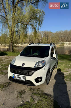 Минивэн Fiat Qubo 2016 в 