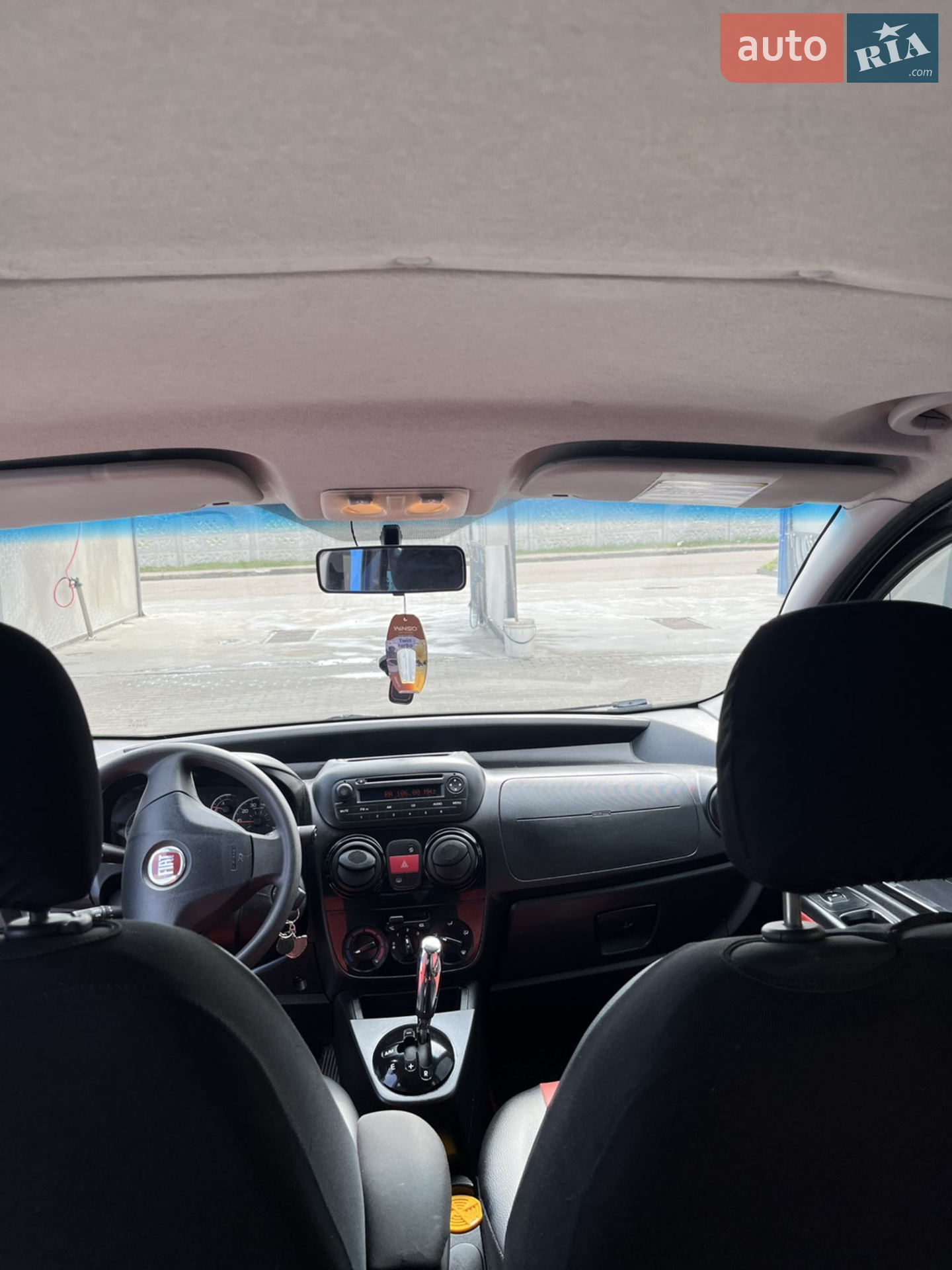 2011 Fiat Qubo - мініатюра 15