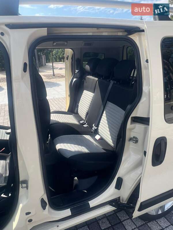 Минивэн Fiat Qubo 2011 в Киеве