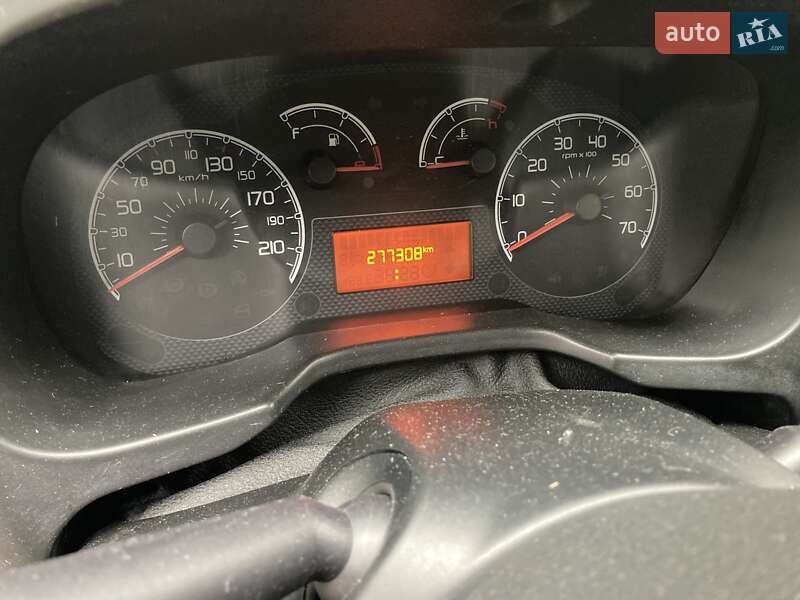 Мінівен Fiat Qubo 2013 в Києві фото 10 Мінівен Fiat Qubo 2013 в Києві