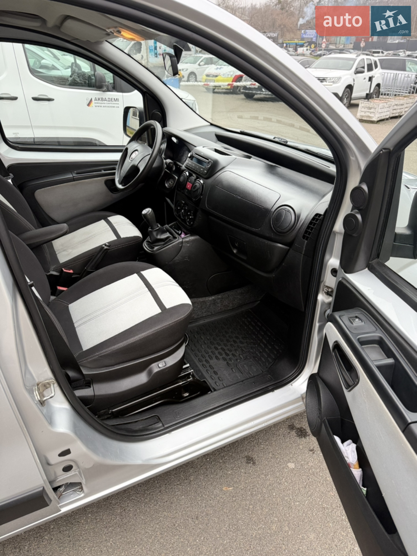 2012 Fiat Qubo - мініатюра 10