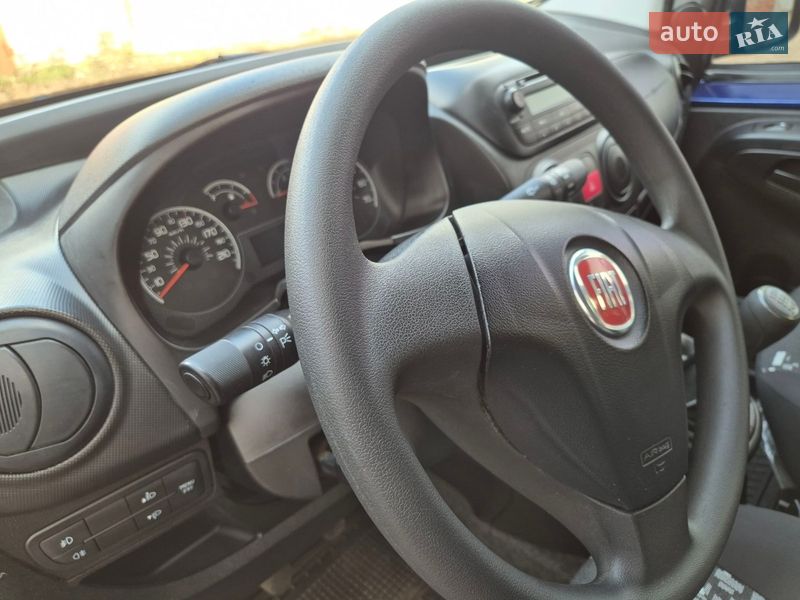Мінівен Fiat Qubo 2013 в Дніпрі