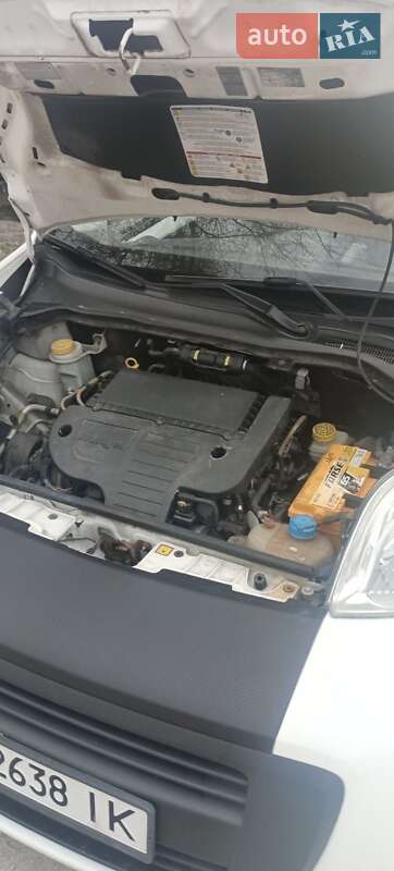 Минивэн Fiat Qubo 2010 в Запорожье фото 15 Минивэн Fiat Qubo 2010 в Запорожье