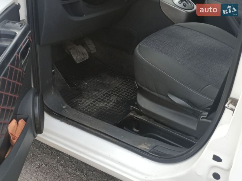 Минивэн Fiat Qubo 2010 в Запорожье фото 6 Минивэн Fiat Qubo 2010 в Запорожье