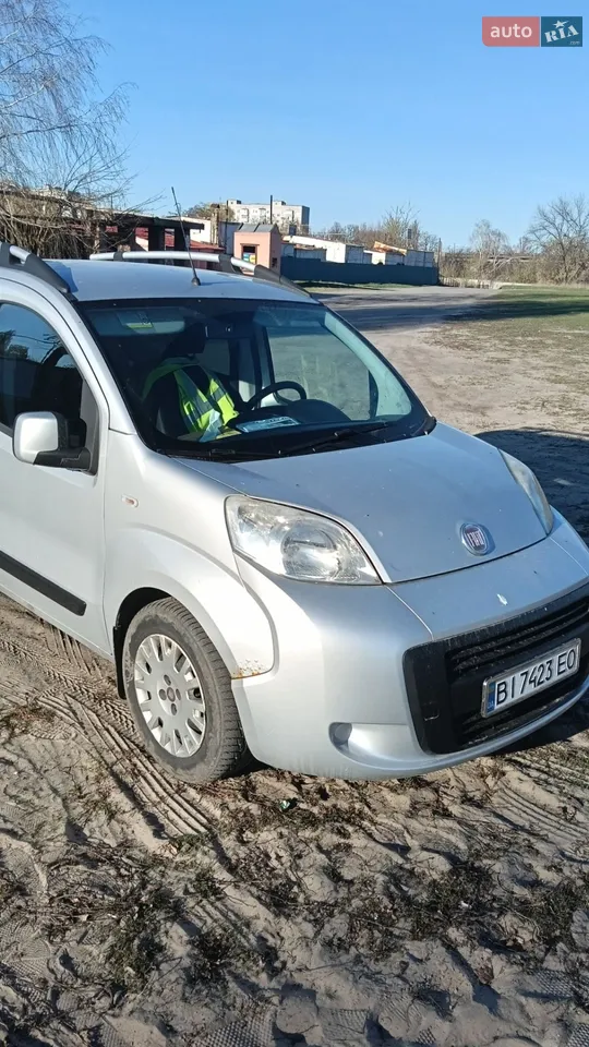2011 Fiat Qubo - мініатюра 12