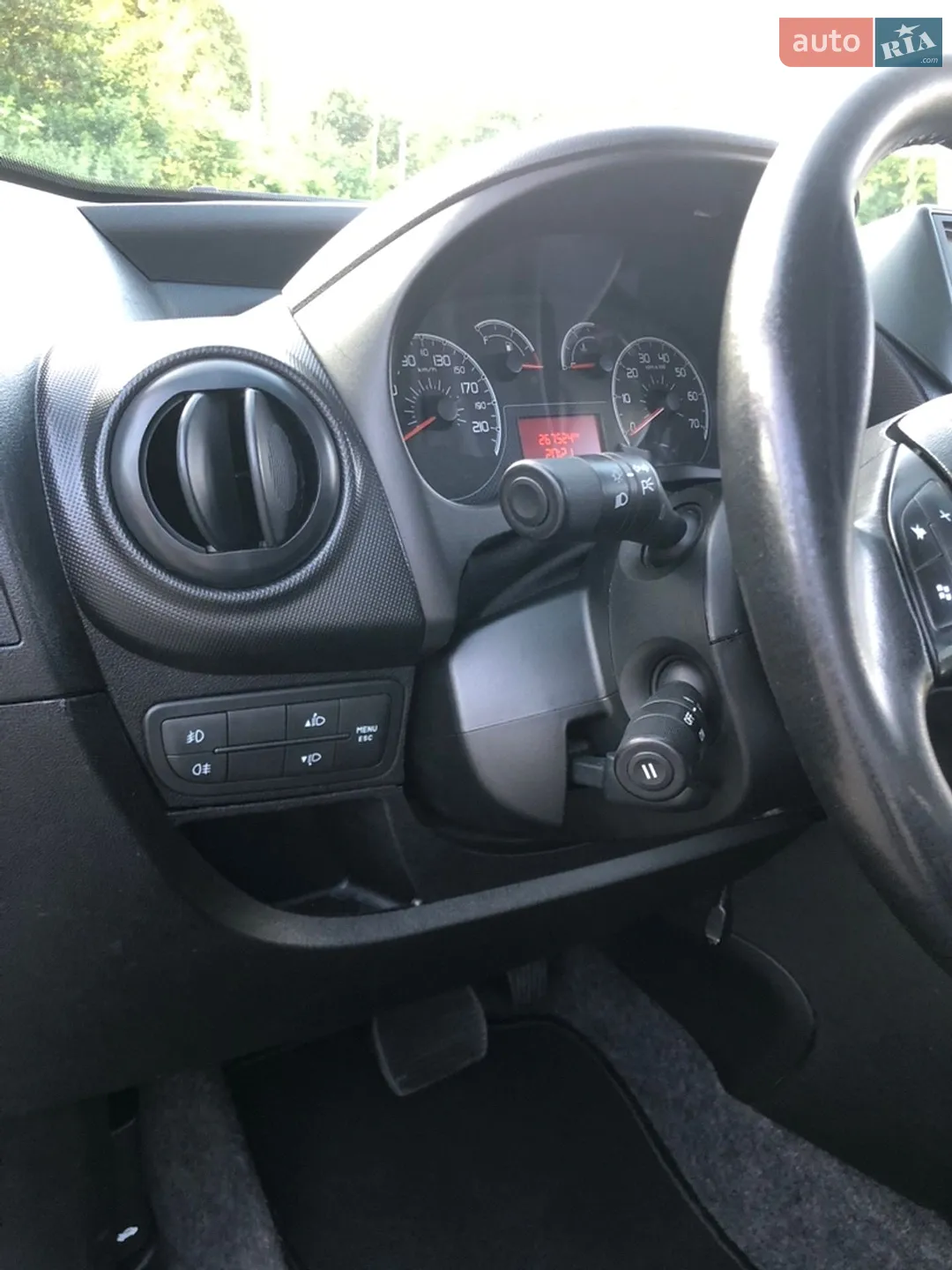 2011 Fiat Qubo - мініатюра 23