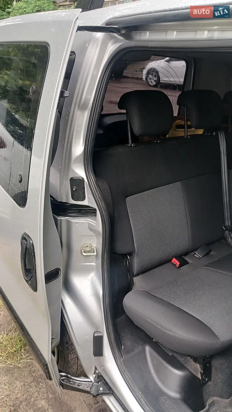 2018 Fiat Qubo - мініатюра 16