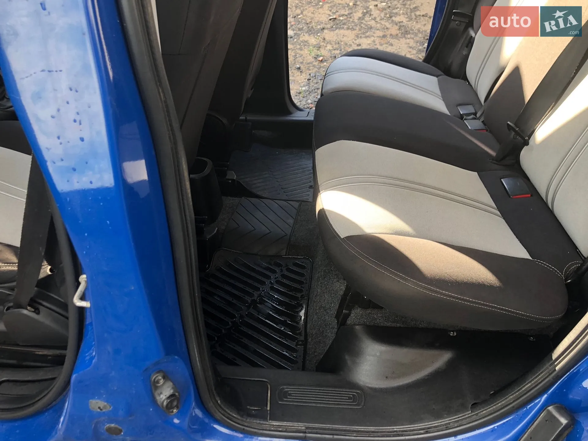 2014 Fiat Qubo - мініатюра 20