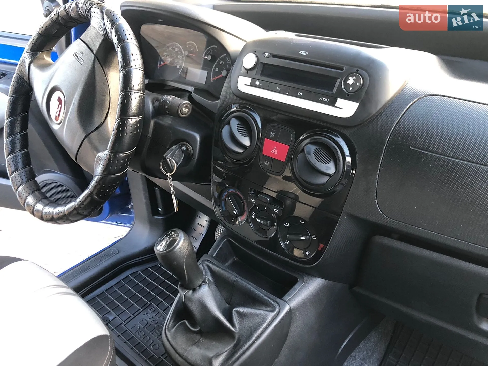 2014 Fiat Qubo - мініатюра 24