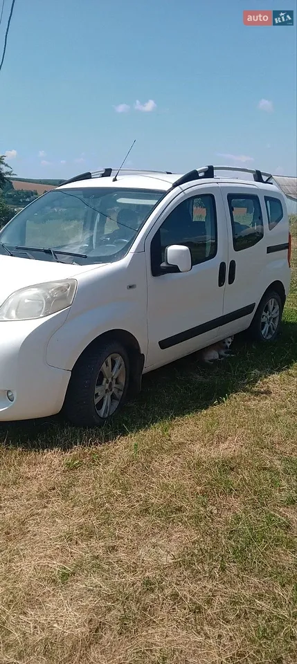 2010 Fiat Qubo - мініатюра 13