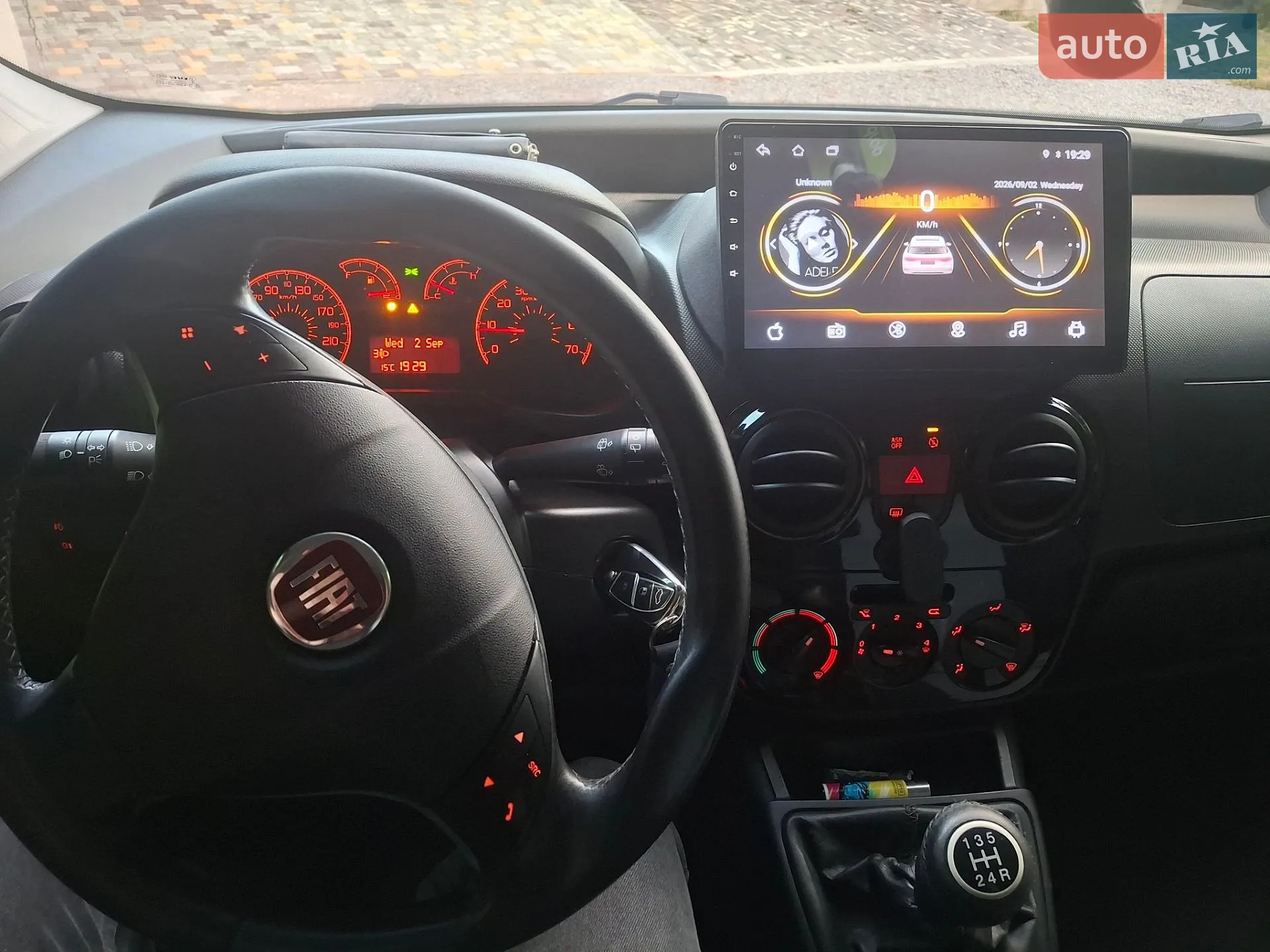 2011 Fiat Qubo - мініатюра 28