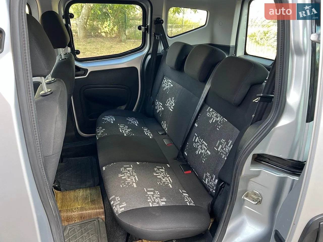 2010 Fiat Qubo - мініатюра 5