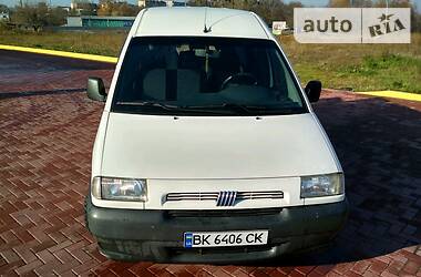 Грузопассажирский фургон Fiat Scudo 1998 в Ровно