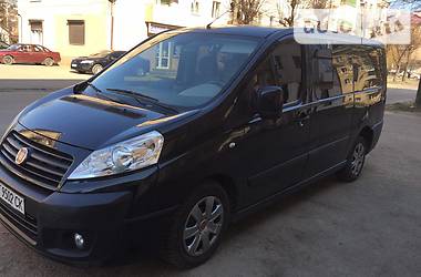 Мінівен Fiat Scudo 2012 в 