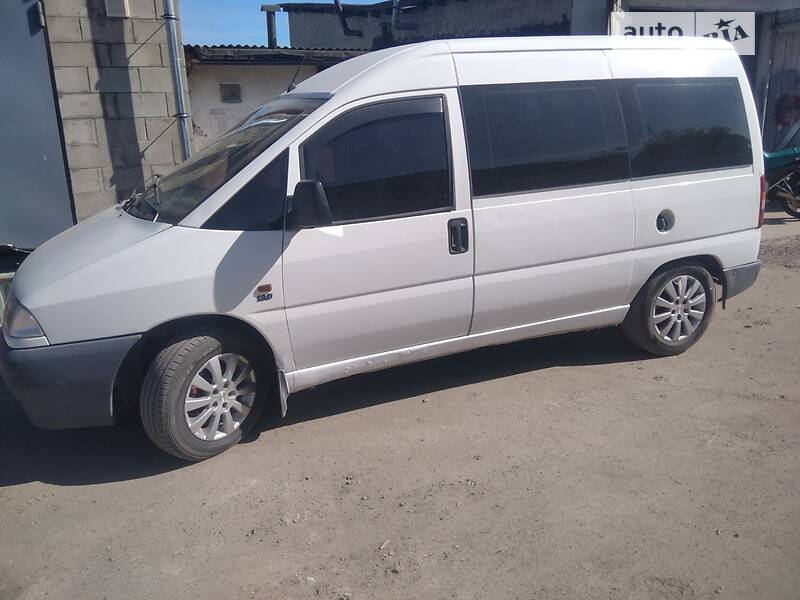 Минивэн Fiat Scudo 1998 в Нововолынске