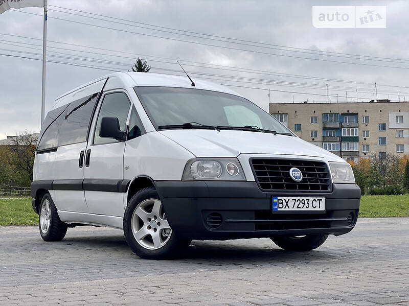 Минивэн Fiat Scudo 2005 в Теофиполе