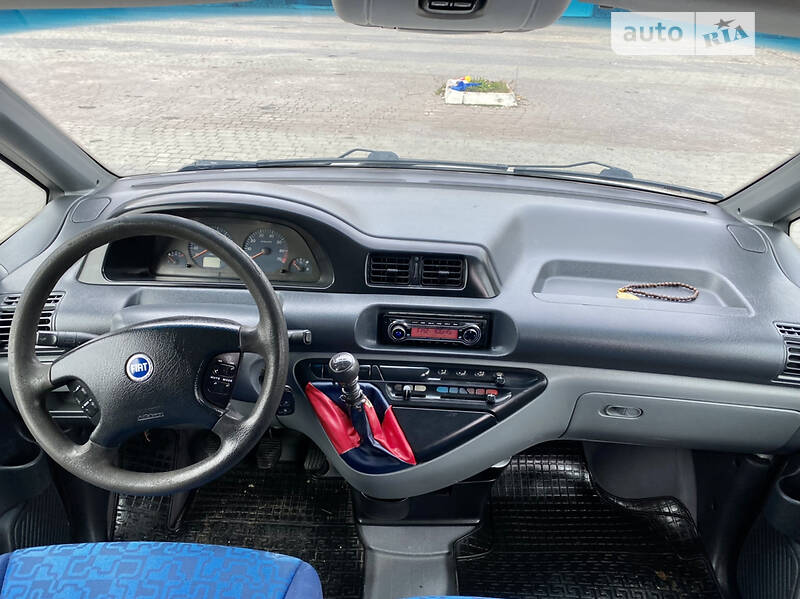Минивэн Fiat Scudo 2005 в Теофиполе