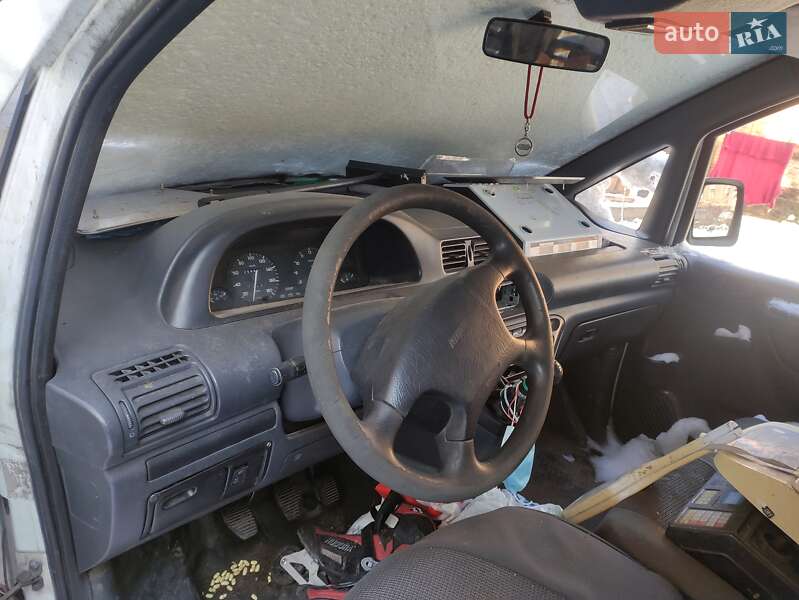 Мінівен Fiat Scudo 1999 в Чернівцях