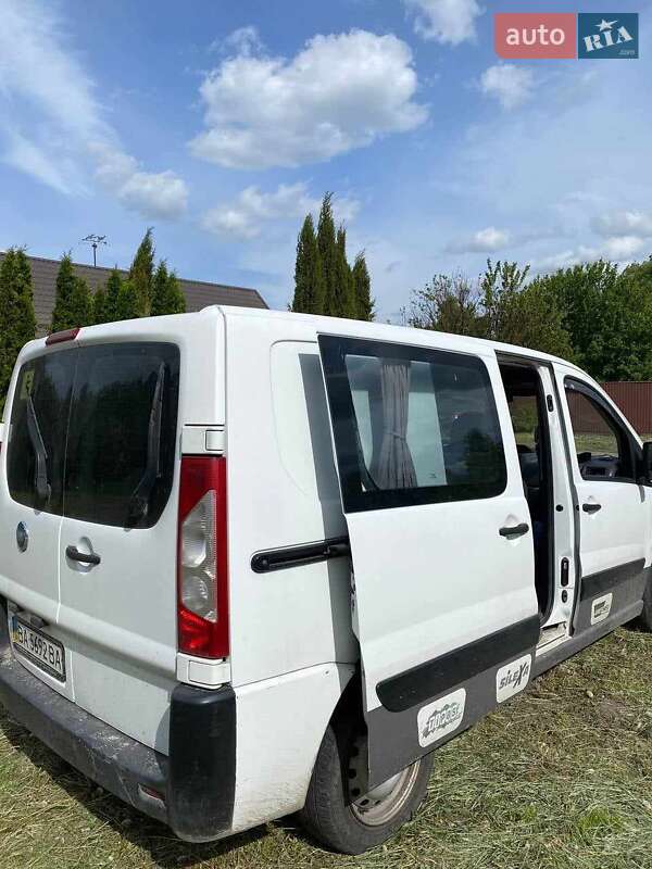 Мінівен Fiat Scudo 2008 в Києві фото 6 Мінівен Fiat Scudo 2008 в Києві