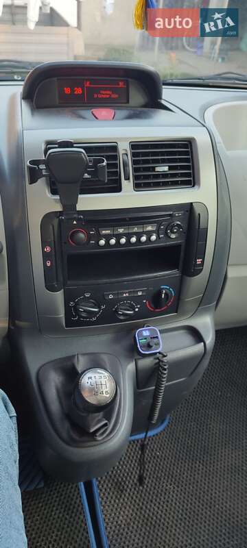 Мінівен Fiat Scudo 2009 в Товсте