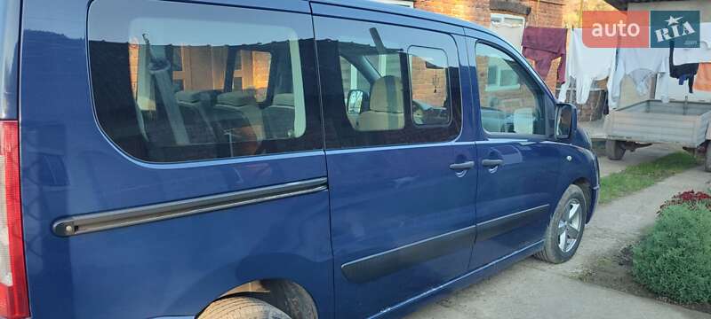 Мінівен Fiat Scudo 2009 в Товсте