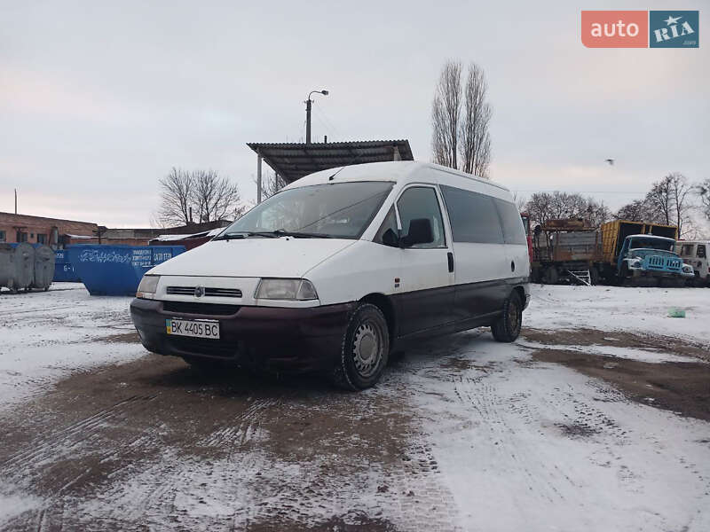 Минивэн Fiat Scudo 2001 в Ровно