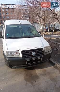 Вантажний фургон Fiat Scudo 2007 в Вінниці