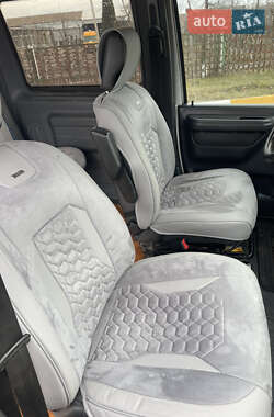 Минивэн Fiat Scudo 2000 в 