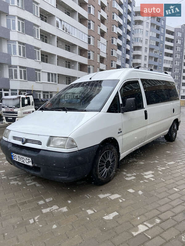 Мінівен Fiat Scudo 2000 в 