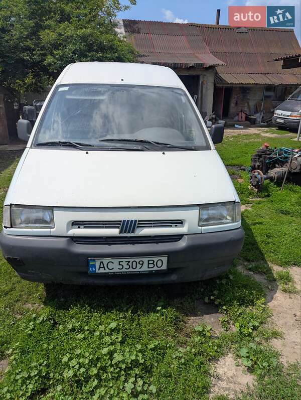 Грузовой фургон Fiat Scudo 1999 в 