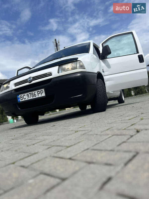 Минивэн Fiat Scudo 2000 в 