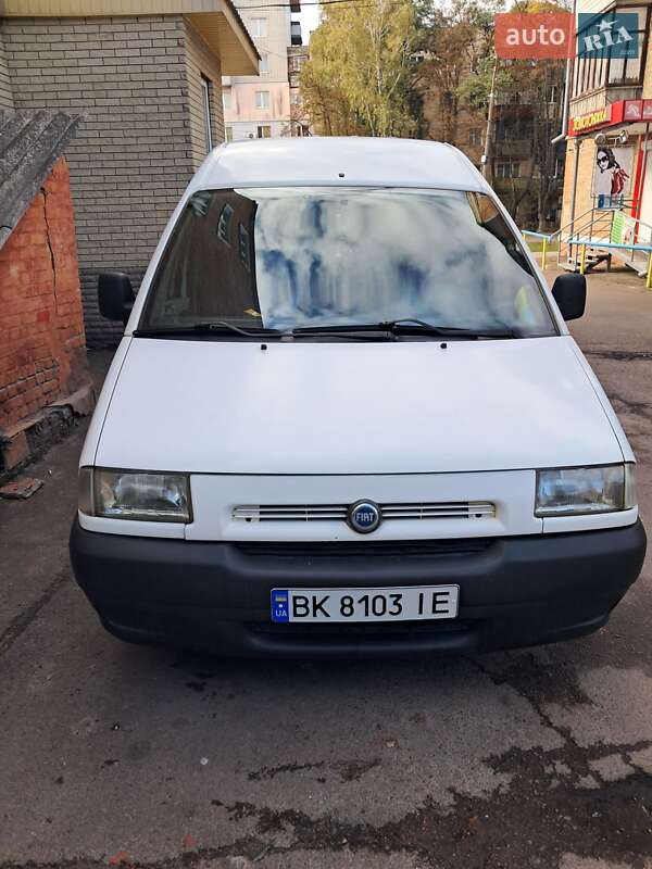 Минивэн Fiat Scudo 2000 в 