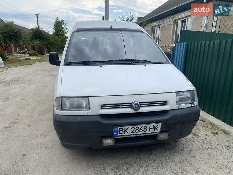 Минивэн Fiat Scudo 2001 в Костополе