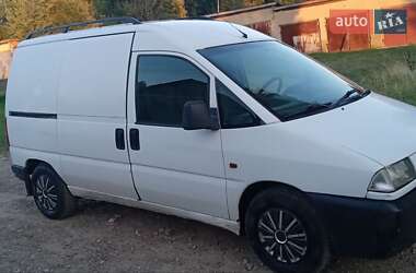 Вантажний фургон Fiat Scudo 2002 в Сторожинці