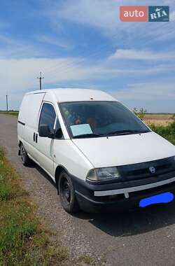 Вантажний фургон Fiat Scudo 2002 в Чорткові