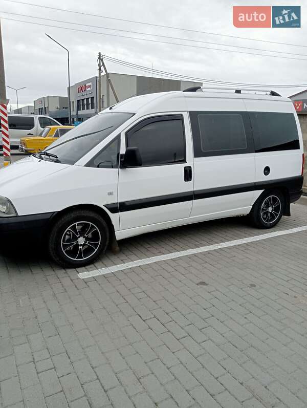 Минивэн Fiat Scudo 2006 в Шептицькому